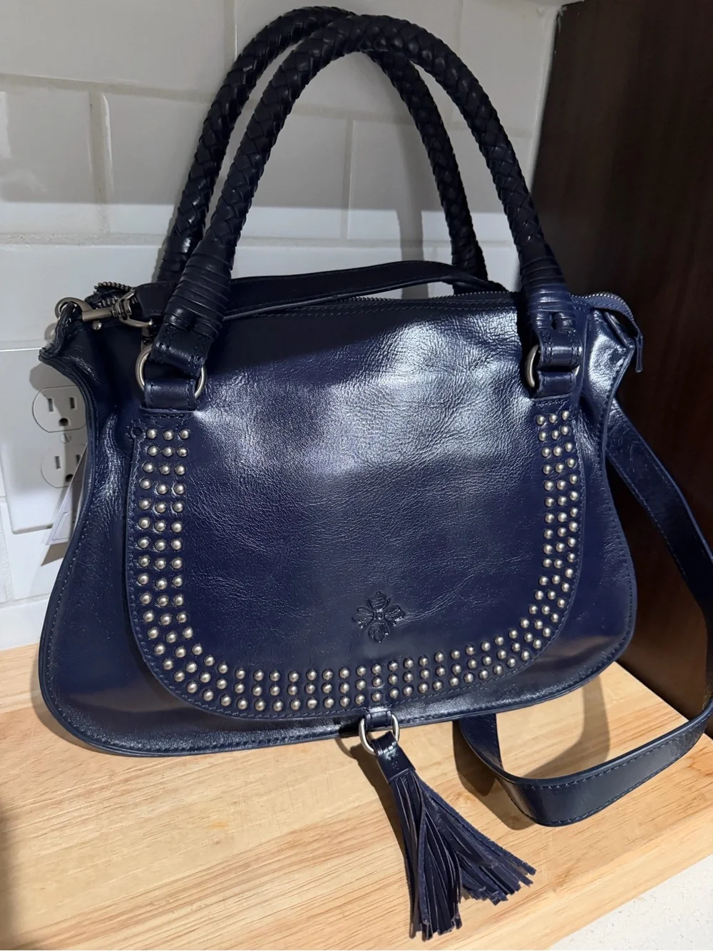 Patricia Nash Discovery Leather Vernazza Flap Satchel Navy‎